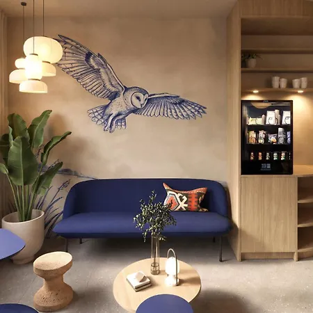 Capsulehotel The Owl