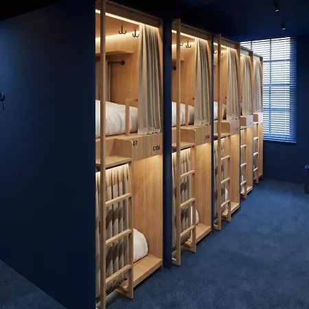 Capsulehotel The Owl