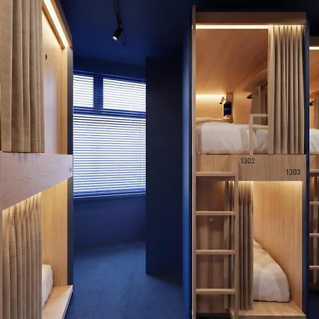 The Owl Capsulehotel *