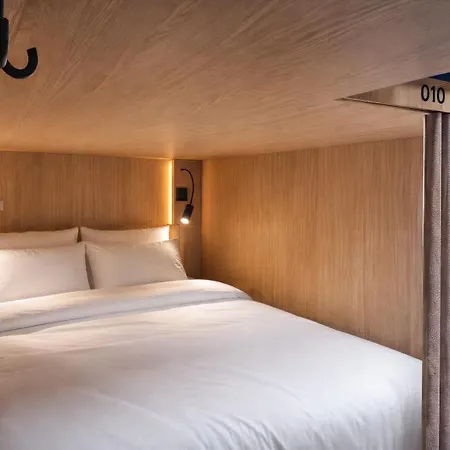 Capsulehotel The Owl